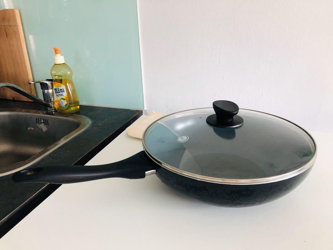 Greenpan Non-Stick Wok 30Cm With Lid, Furniture & Home Living, Kitchenware  & Tableware, Cookware & Accessories On Carousell