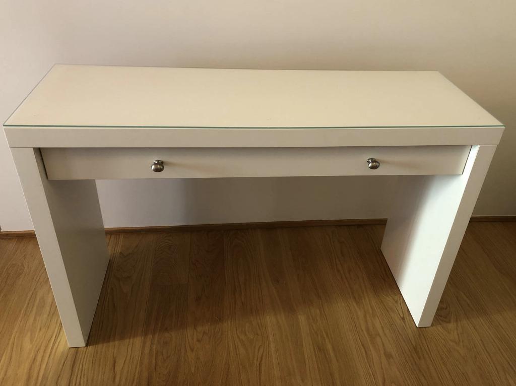 IKEA Dressing Table White with Glass Top Malm, 傢俬＆家居, 傢俬, 書櫃、櫃子及架