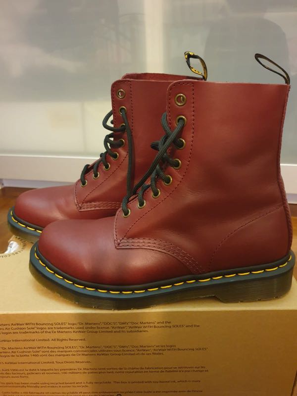 dr martens 1460 pascal soft leather