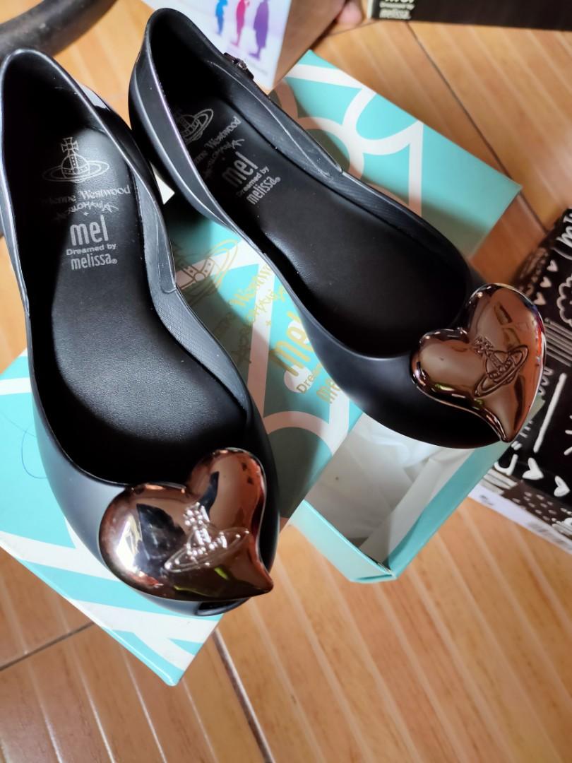Melissa black rubber shoes size 12 (Category: Babies & Kids Fashion) located in Pasig City. Submitted by 16chris16 (Listing ID 272240603, Image 2). Description: Brand new. 1.5K each. Slightly negotiable. 09334699283. Shipping to be shouldered by the buyer. Brown is sold..