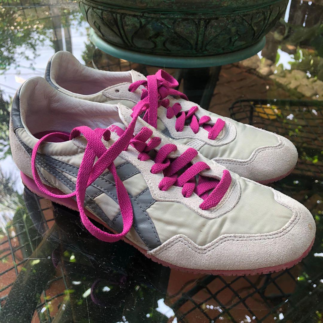 Onitsuka Pink and Gray, Men's Fashion, Footwear, Sneakers on Carousell