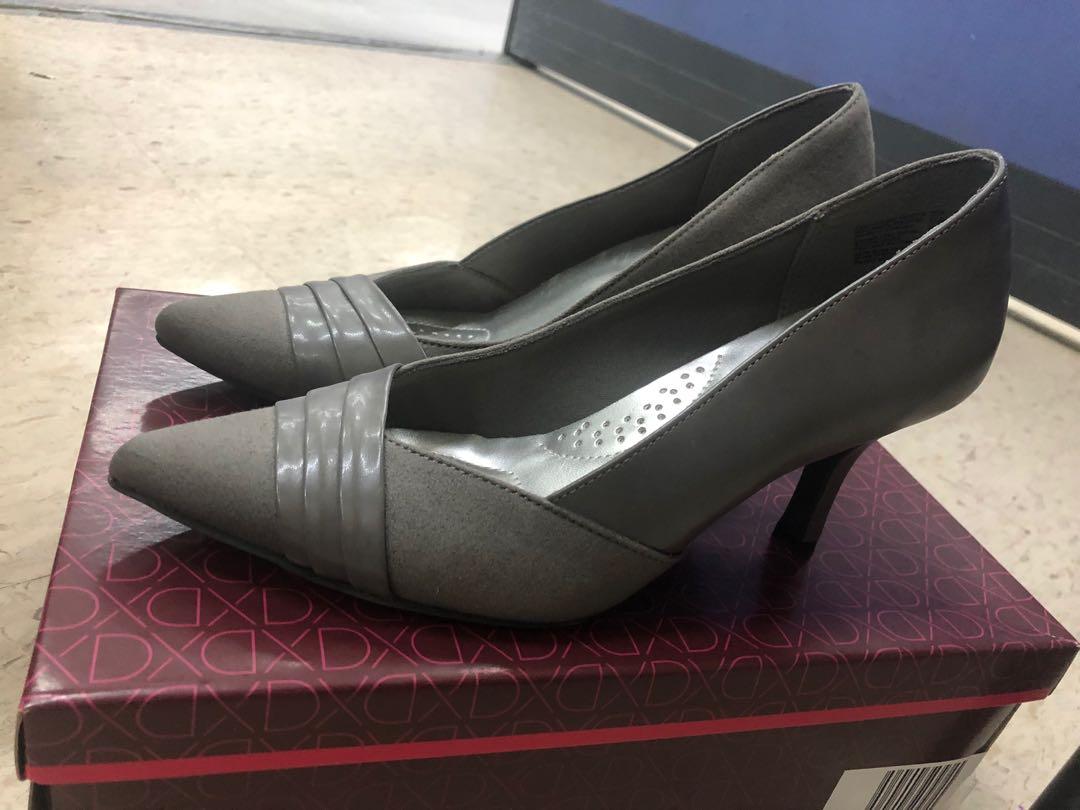 Payless dexflex comfort heels gray 