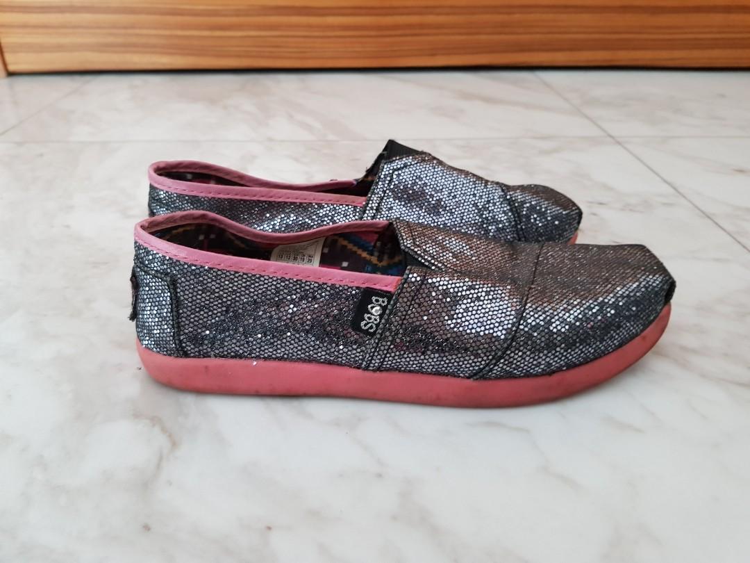 Pre loved BOBS by Skechers Glitter Slip Ons for Girls Size EUR 30 US 13 19 cm