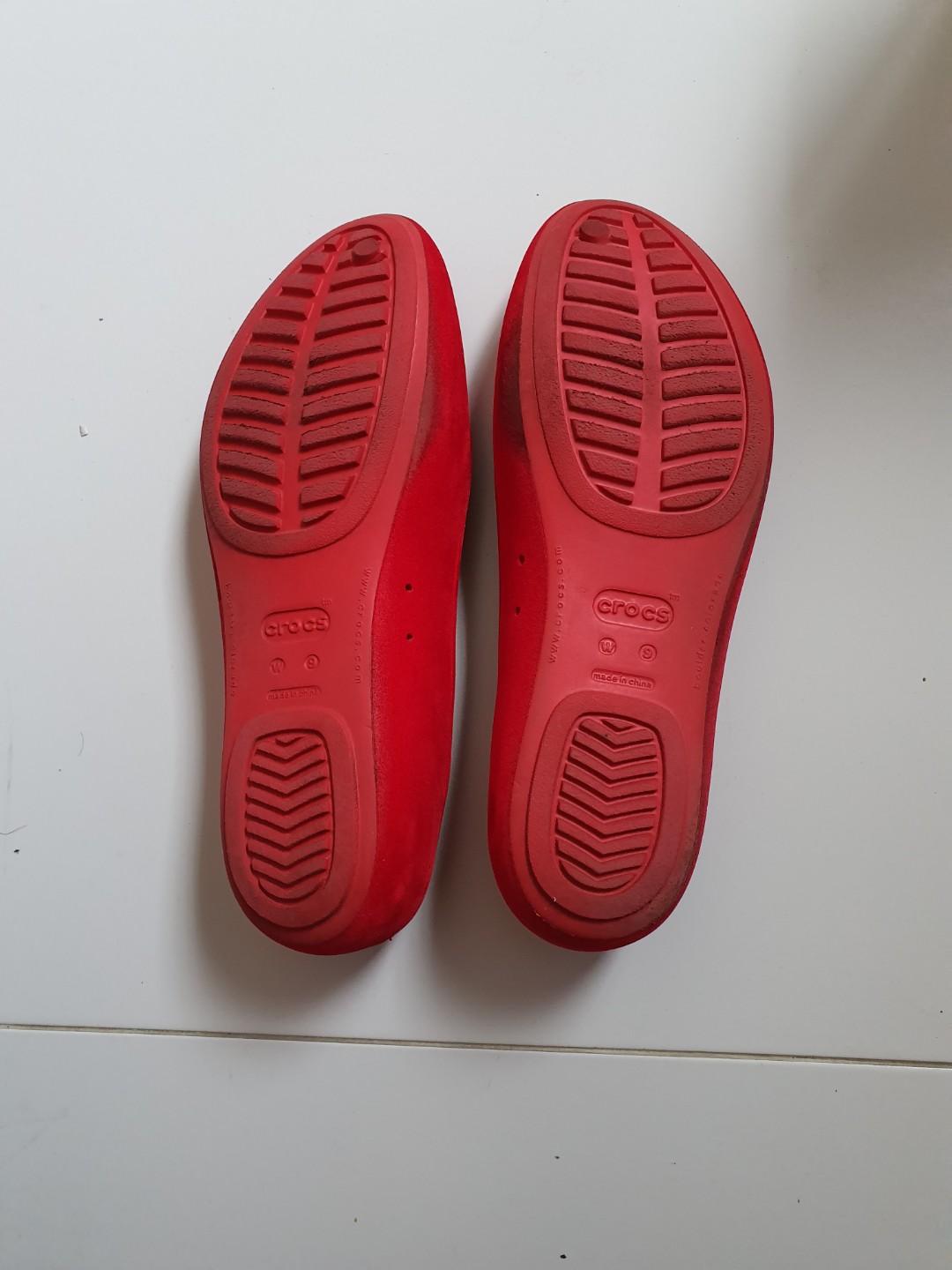 Preloved Crocs red Shoes, Women's 