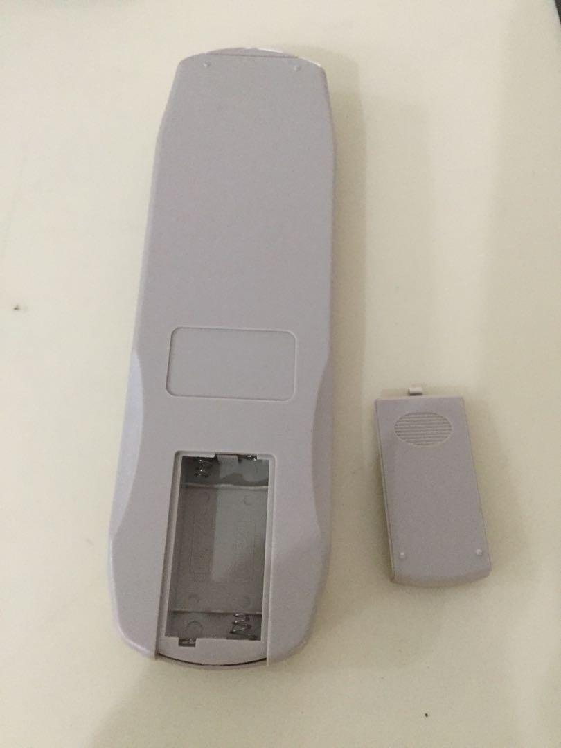 Remote Control (Category: Pest Control Supplies) located in Singapore. Submitted by limjeffrey (Listing ID 272222956, Image 2). Description: Fully Working Condition As Pictures Shown .