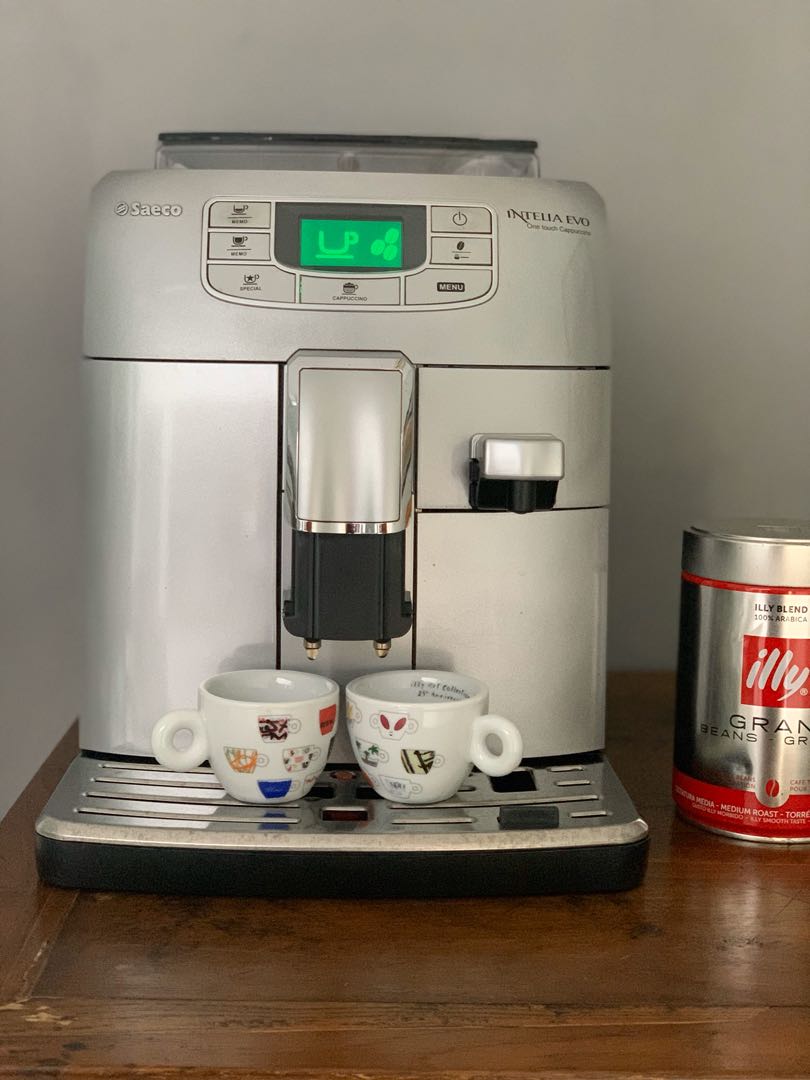 Saeco Intelia Evo Fully-automatic 