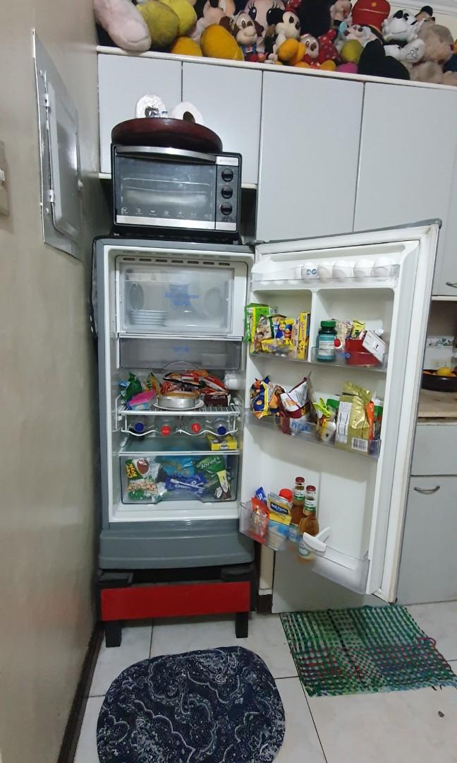 Single door standard size refrigerator condura for pick up ony near 