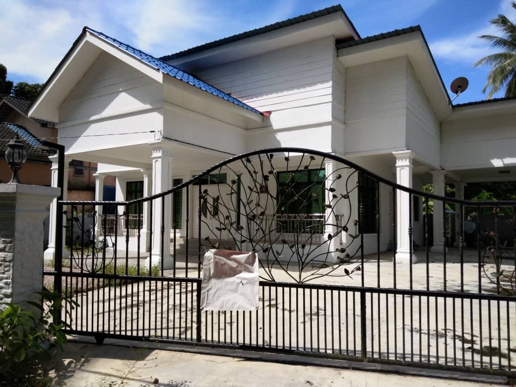 Single Storey Bungalow House in Kelantan, Property, For Sale on Carousell