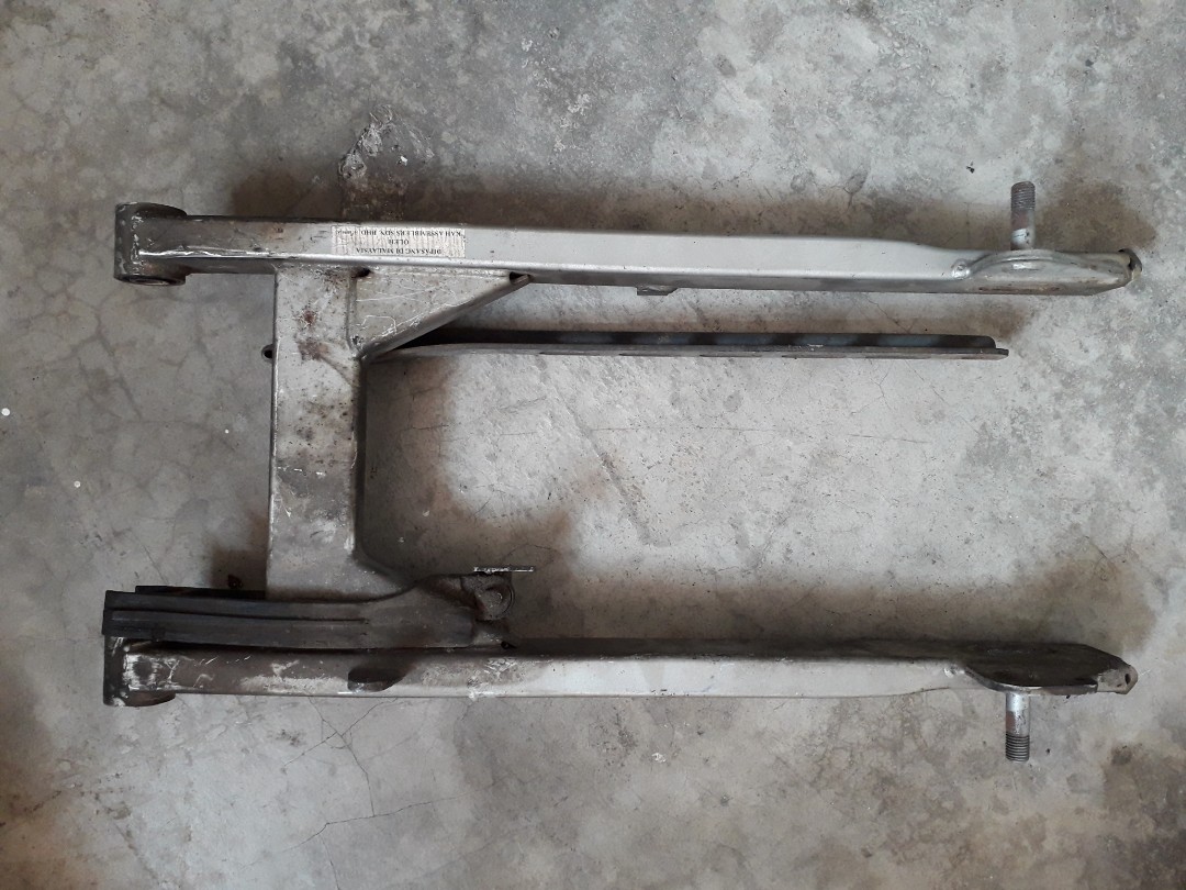 Swing Arm Honda Wave 100 Auto Accessories On Carousell
