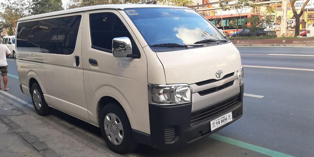 Toyota hiace commuter