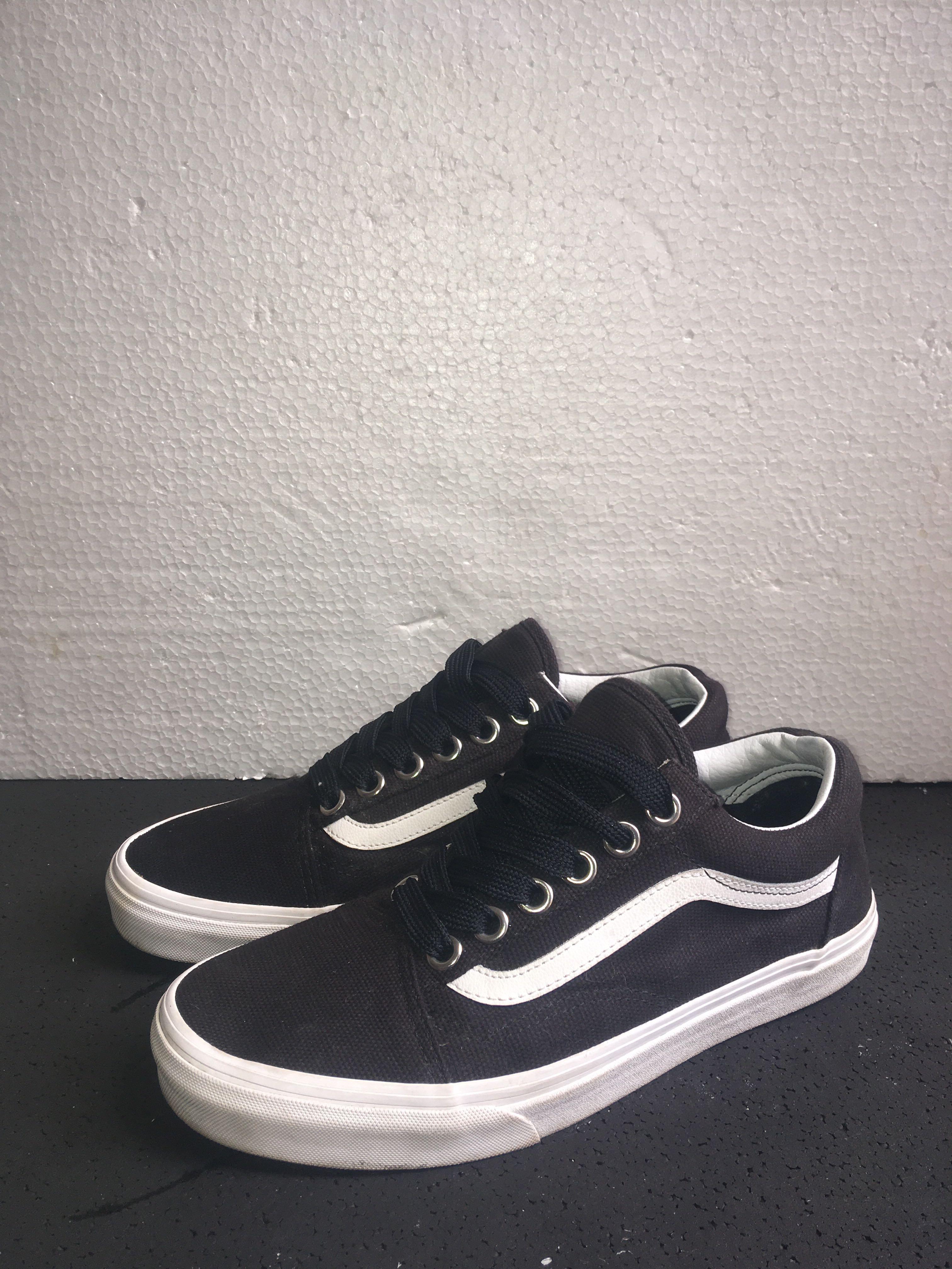 vans old skool oversized lace