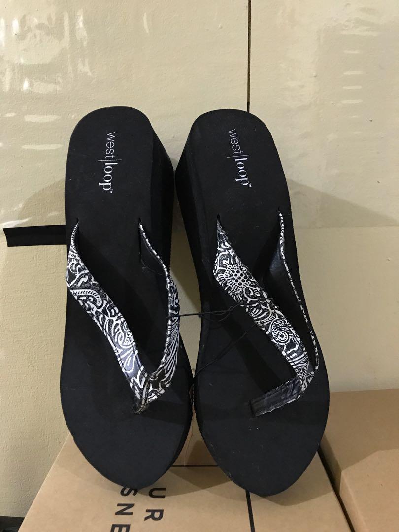 west loop sandals