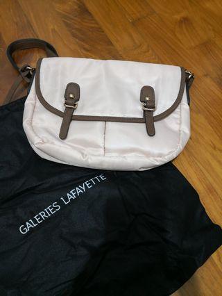 New Galeries Lafayette sling