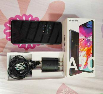 samsung a70 6gbram/128gbrom