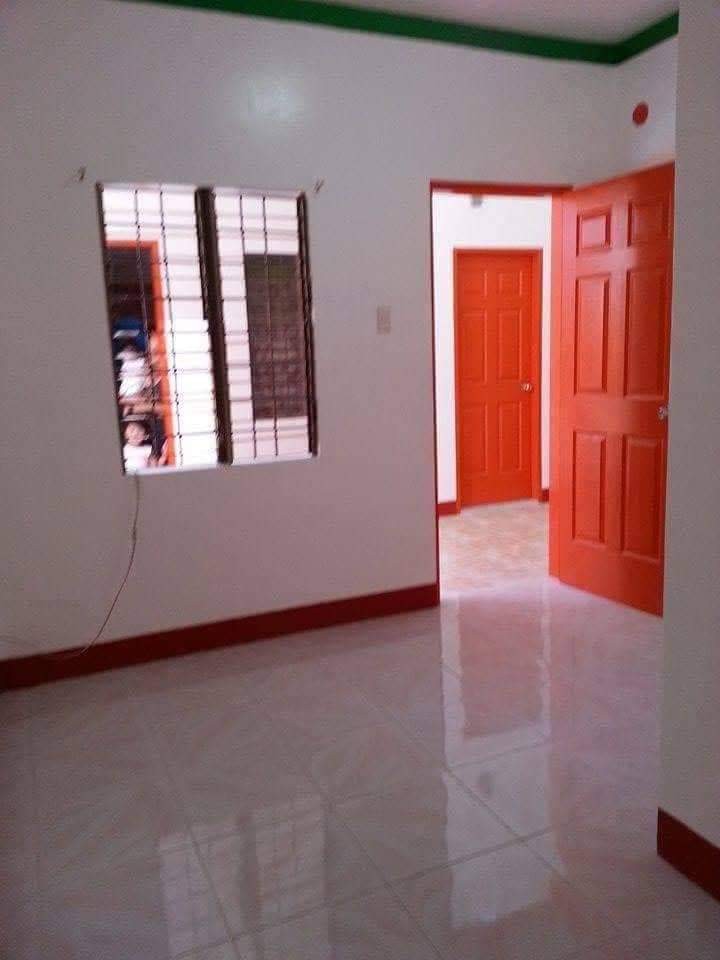 Apartment for Rent inside Apple 2 Village2 Valleygolf Cainta Rizal