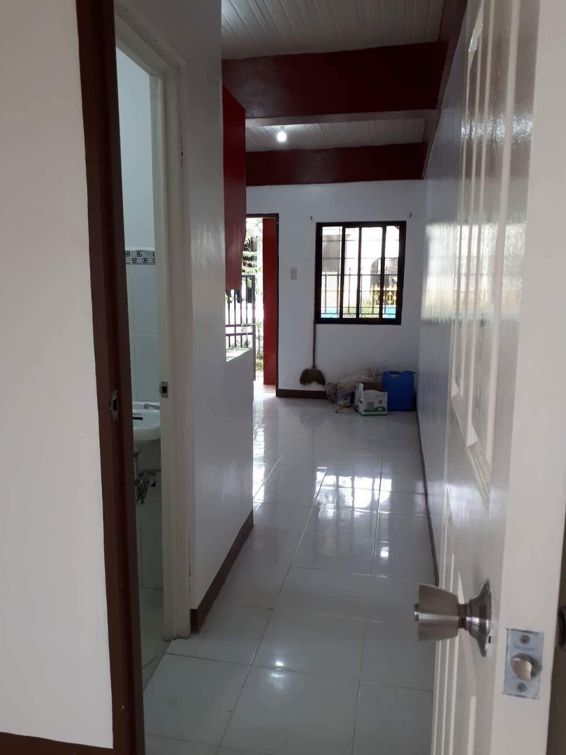 Apartment for Rent inside Apple 2 Village2 Valleygolf Cainta Rizal