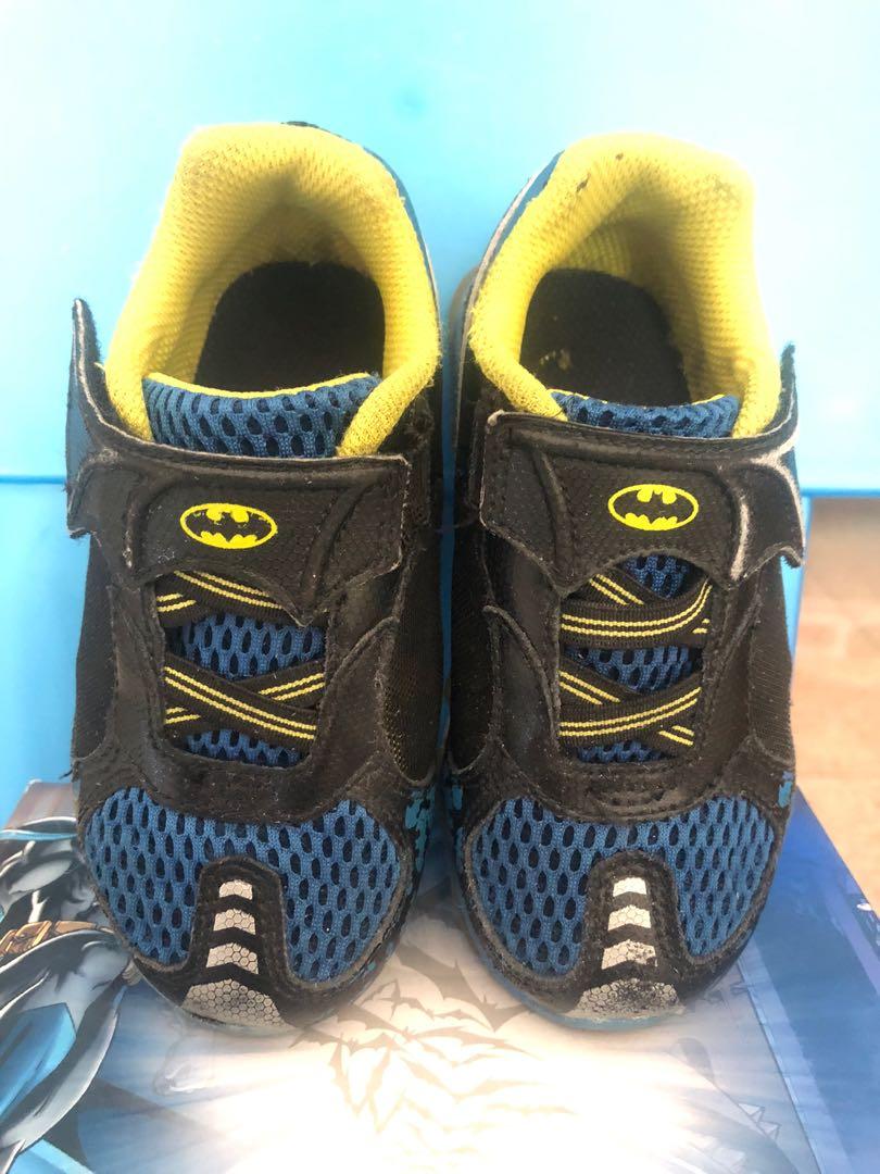 stride rite batman shoes