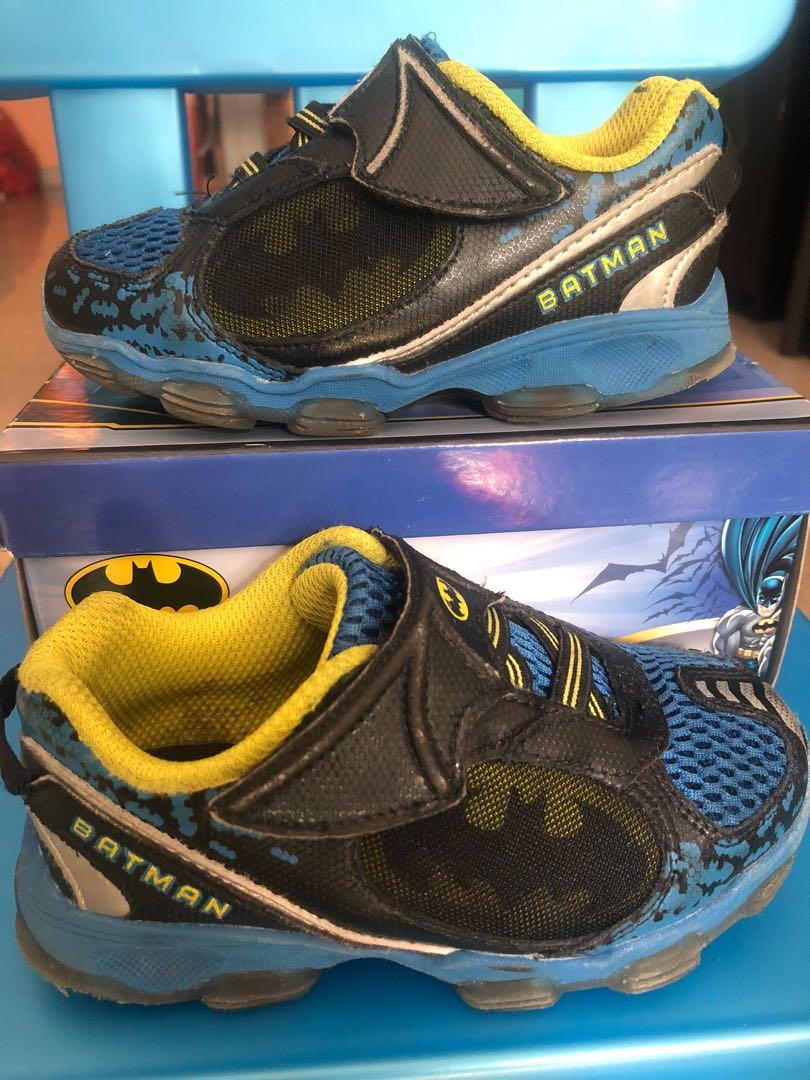 stride rite batman shoes