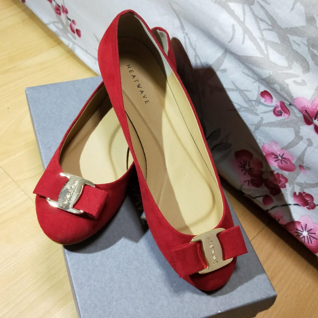 Red flat hotsell shoes