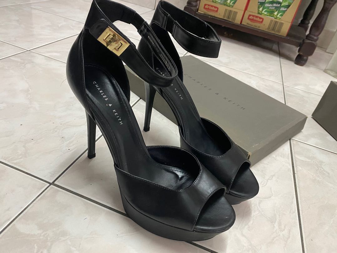 Charles and keith hot sale open toe heels