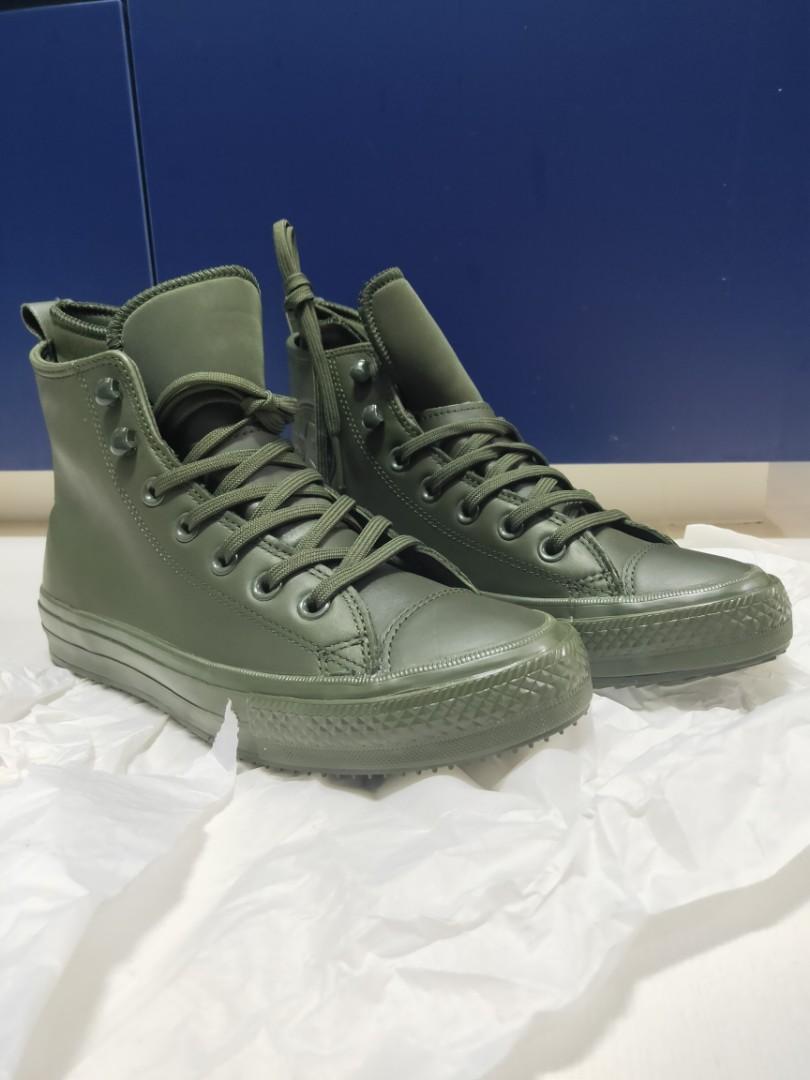 All new arrivals star boots
