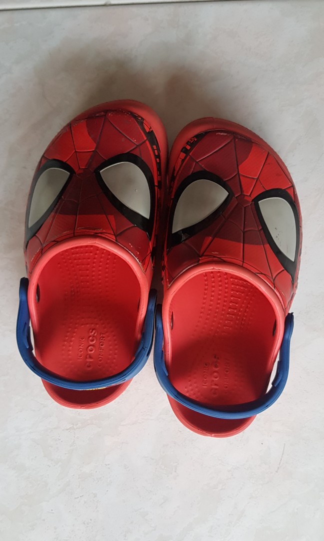 spiderman crocs size 9