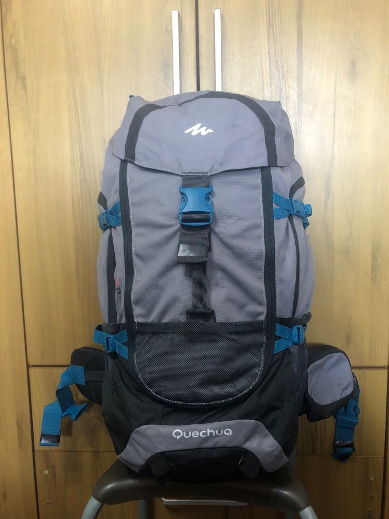 Decathalon 50L Backpack with plane cover, Men's Fashion, Bags