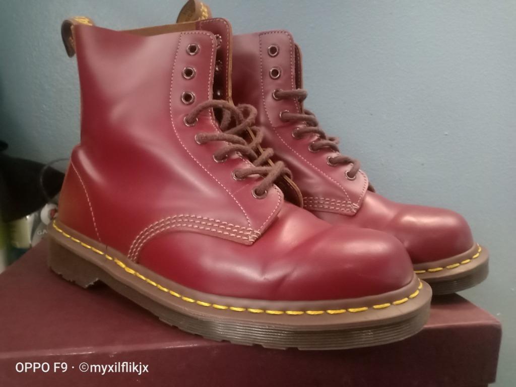 dr martens 1460 oxblood