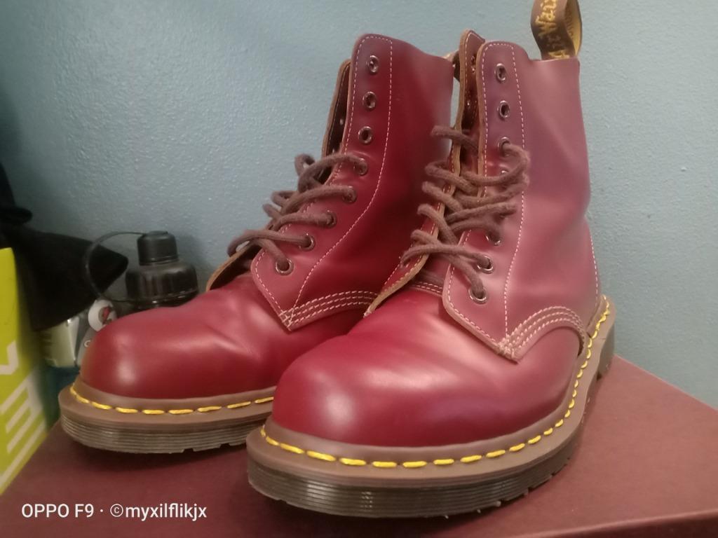 dr martens 1460 oxblood