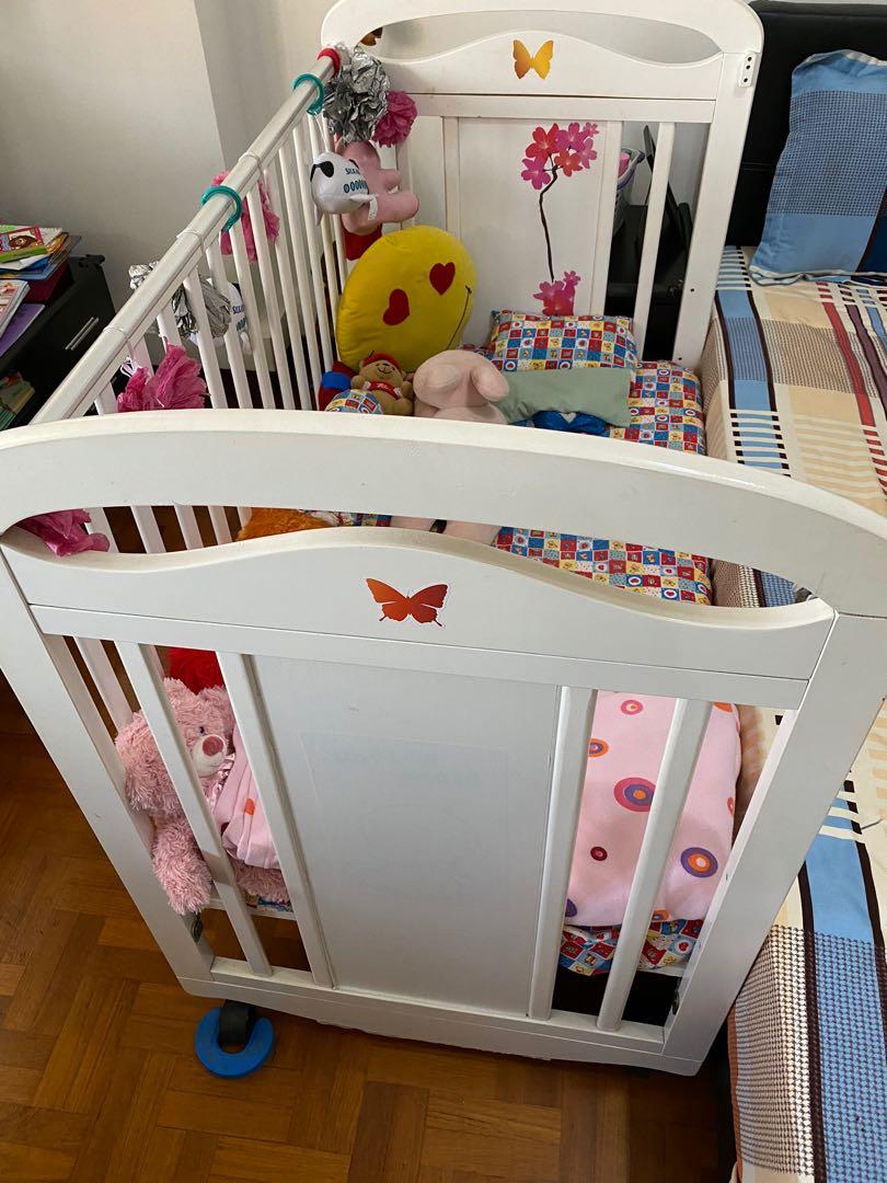 baby cot with rocker