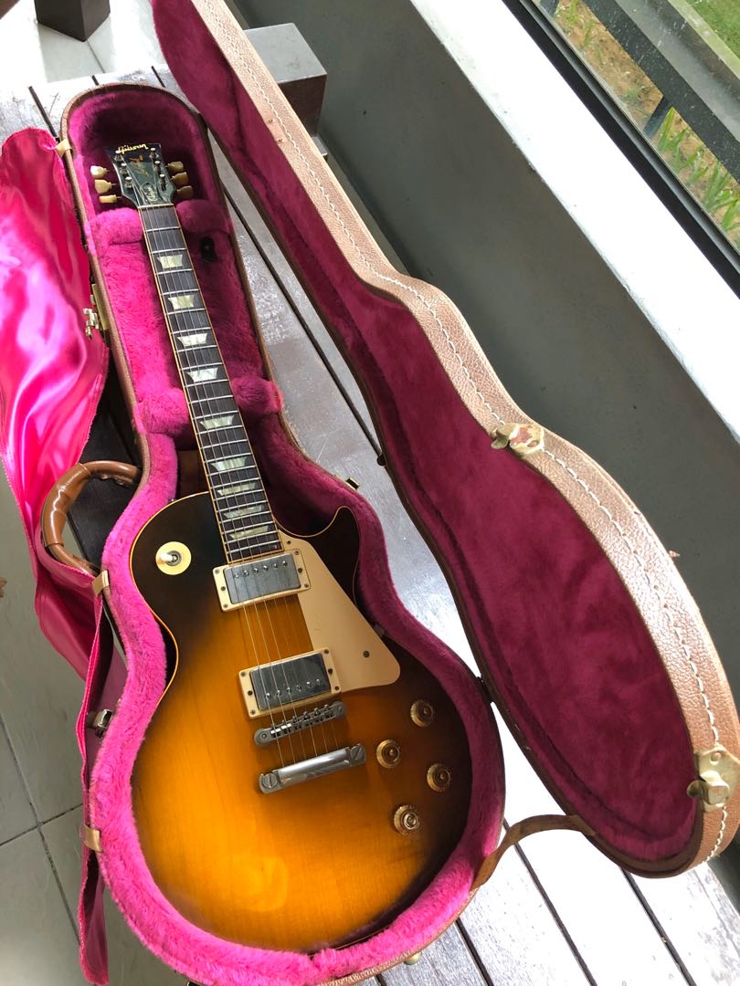 Gibson Les Paul year 1991, Hobbies & Toys, & Media, Instruments on Carousell