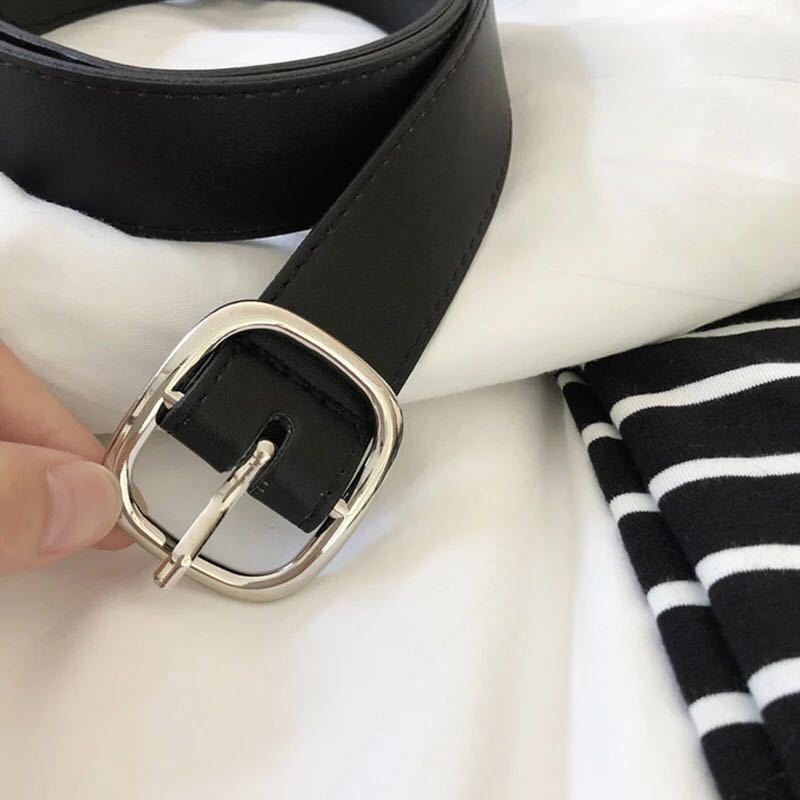 Rounded Square Buckle Belt