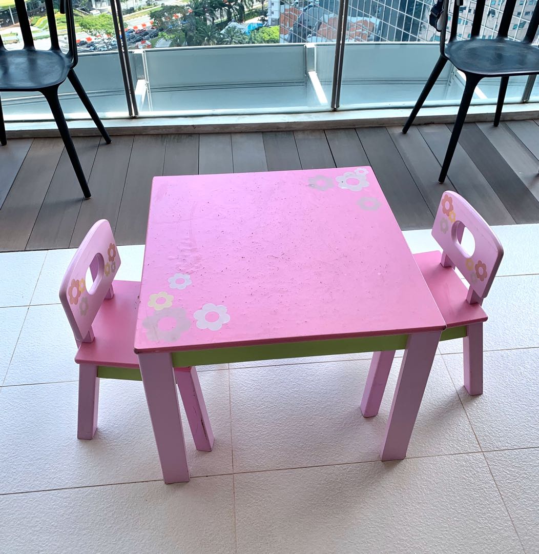 Elc table and clearance chairs pink