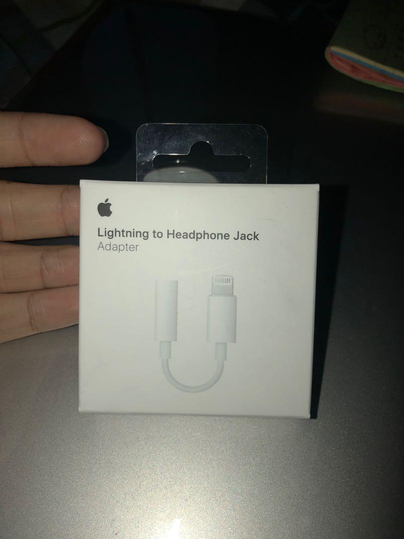 Lightning to Headphone Jack (Category: Headphones & Headsets) located in Cebu City. Submitted by see_14 (Listing ID 272453240, Image 1). Description: negotiable.