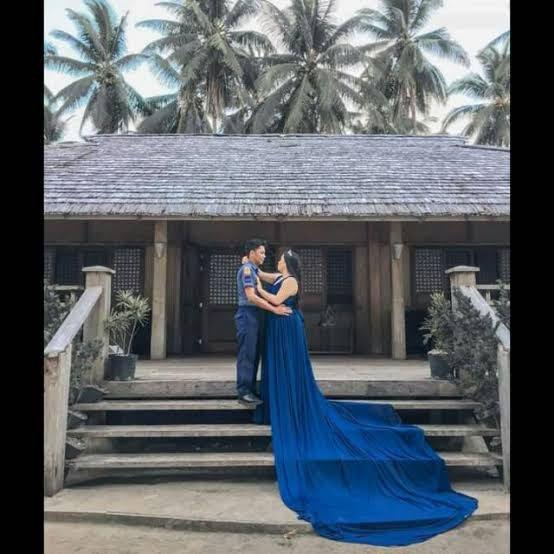 Long trail dress for prenup store