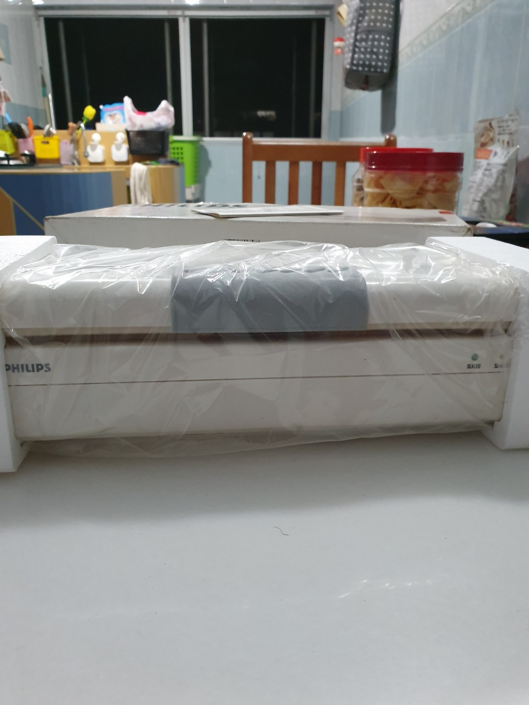 Philips vacuum bag sealer, TV & Home Appliances, Vacuum Cleaner