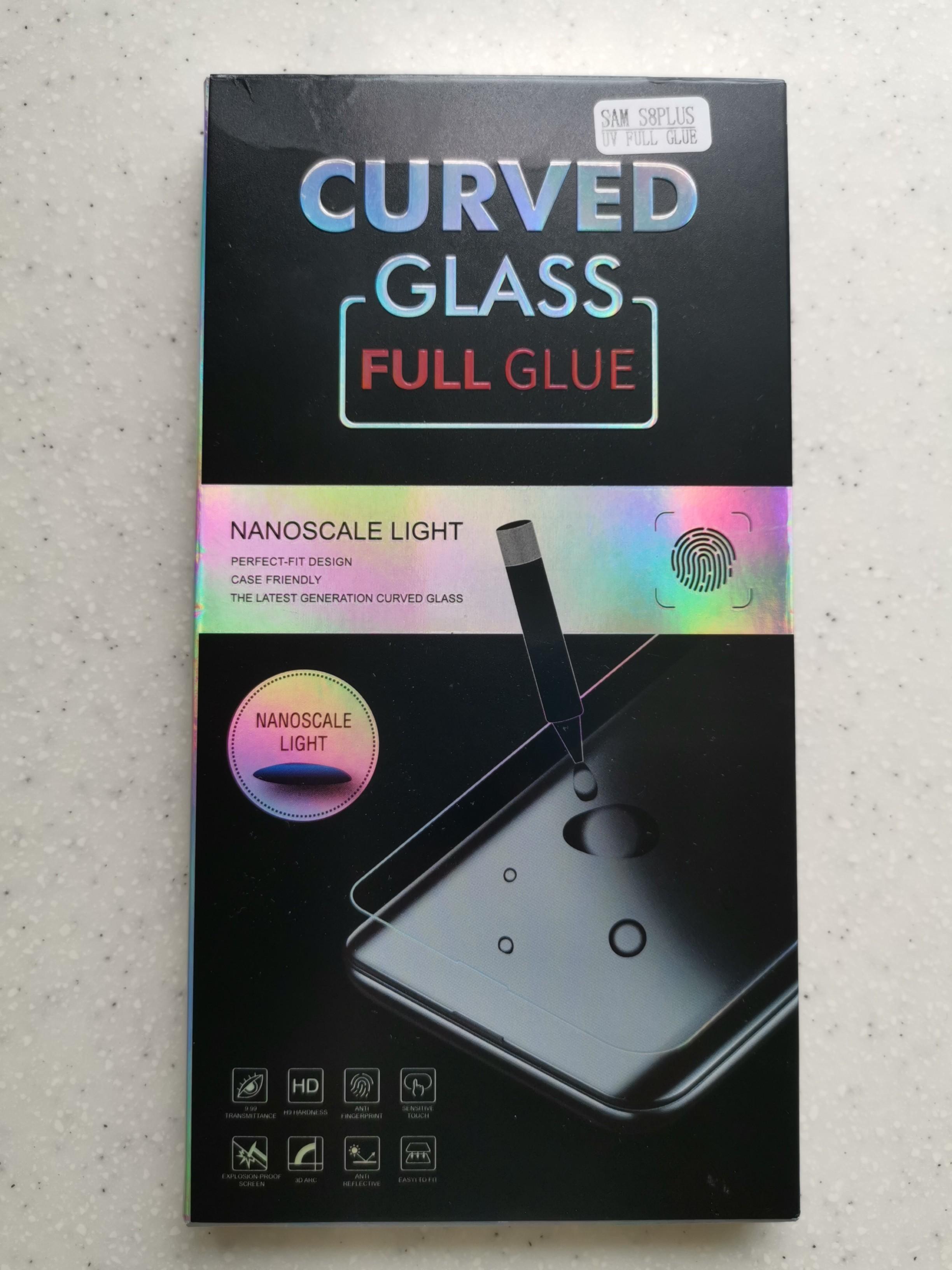 SAMSUNG S8+ Screen Protector (Category: Cases & Sleeves) located in Singapore. Submitted by alkaili (Listing ID 272406708, Image 1). Description: Brand new tempered glass screen protector. Comes with cleaning cloth and the glue..