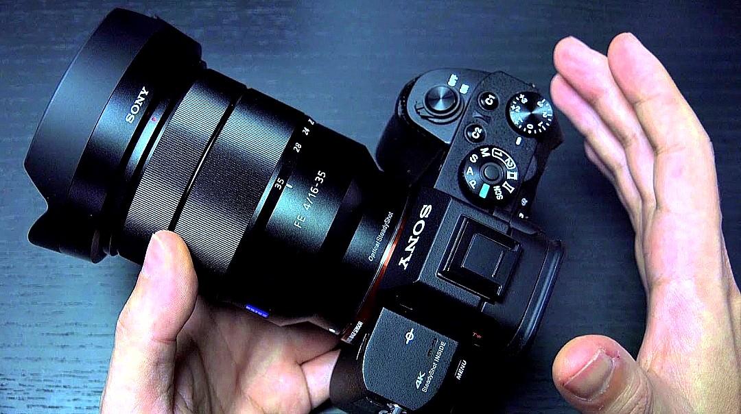Sony Vario Tessar T Fe 16 35mm F 4 Za Oss Photography Lenses On Carousell