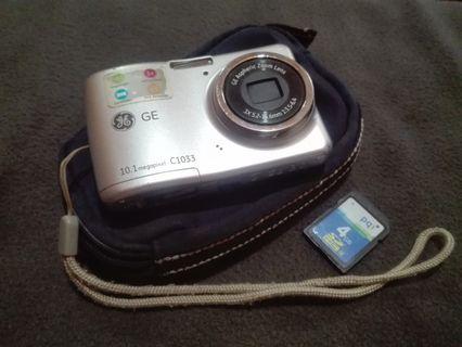 GE C1033 Digital Camera