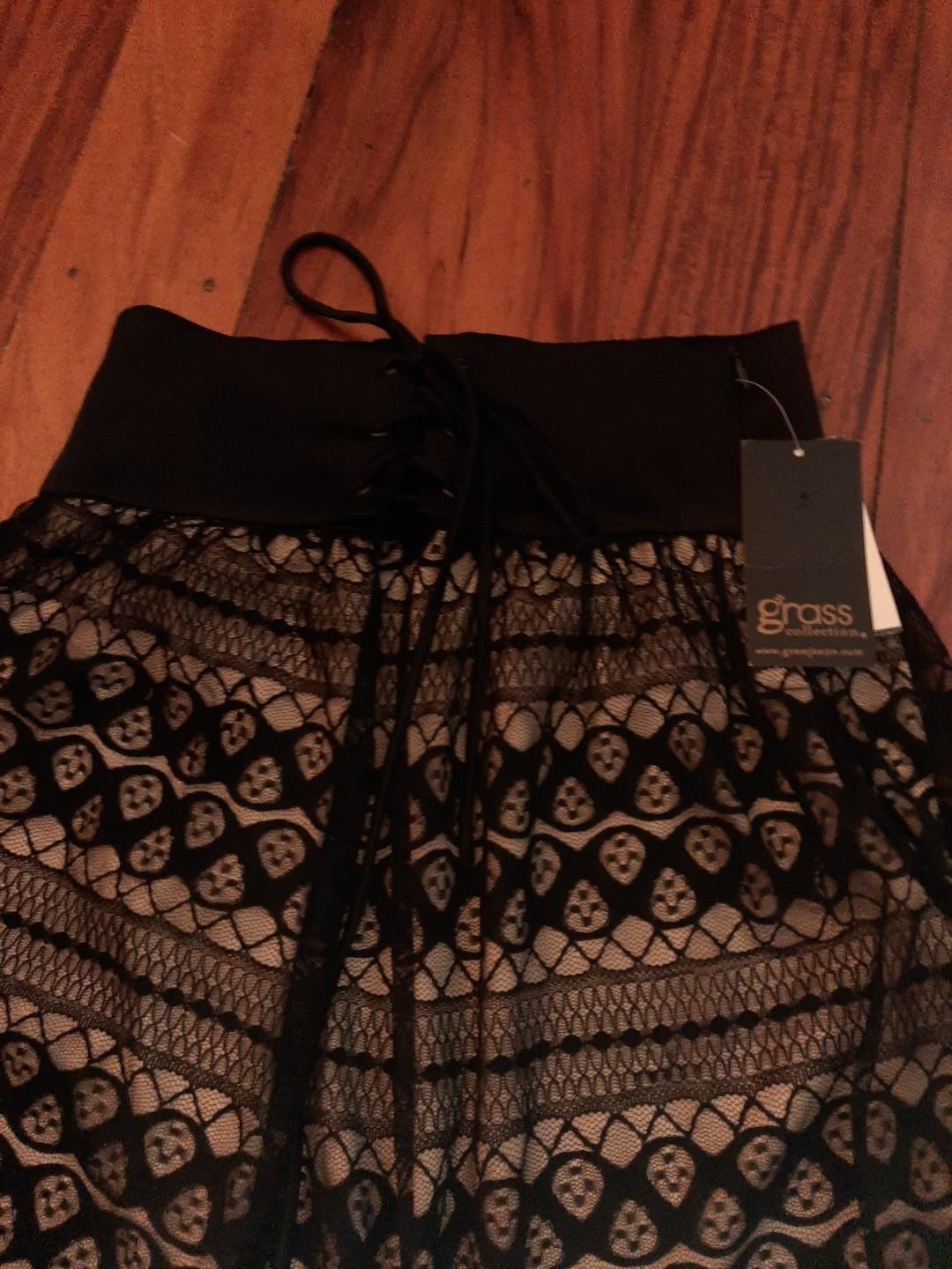 Charmed life store ruffle mini skirt