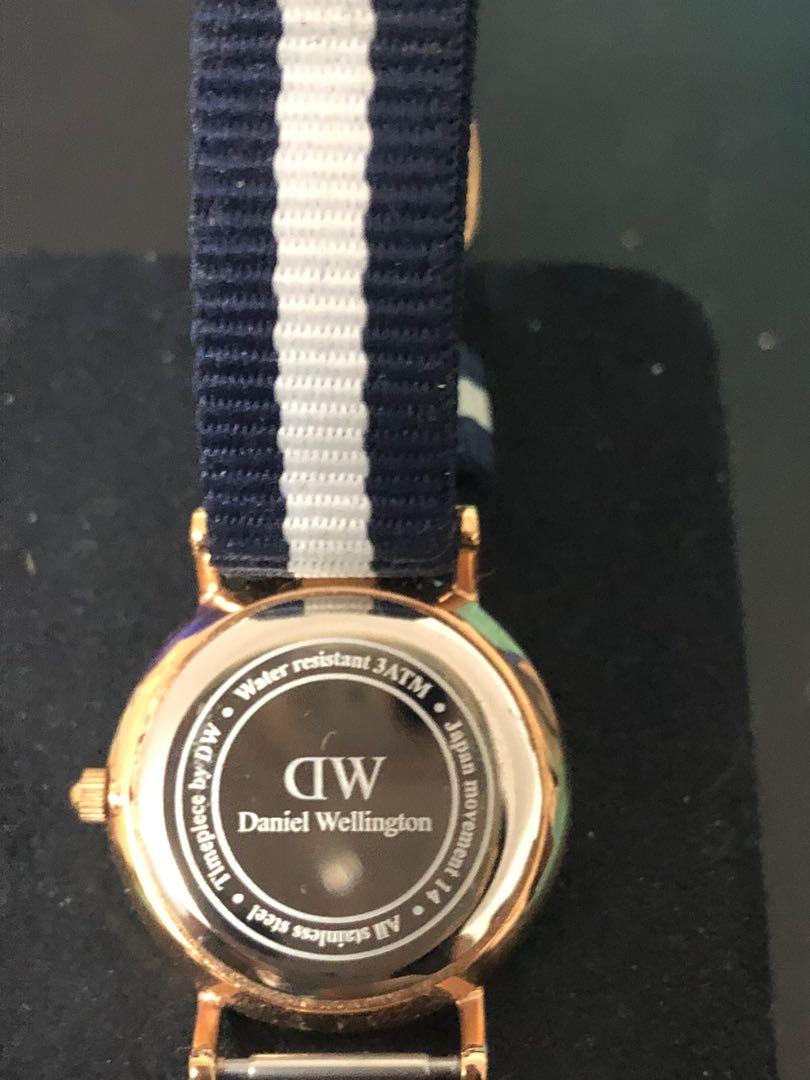 Daniel wellington swarovski deals