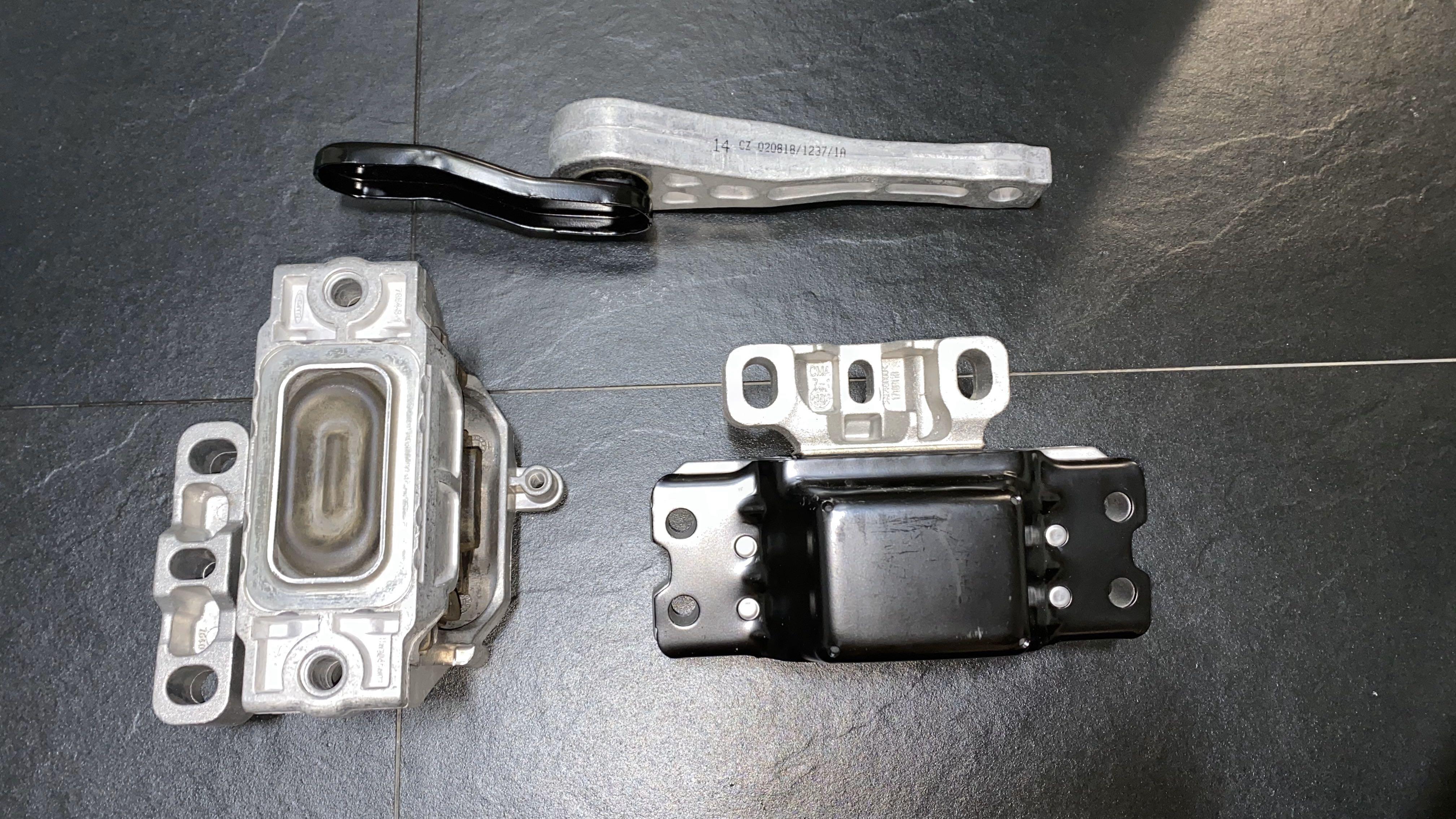 ENGINE MOUNTING + GEARBOX MOUNTING + DOGBONE MOUNT CAXA CAVD AUDI TT 8J