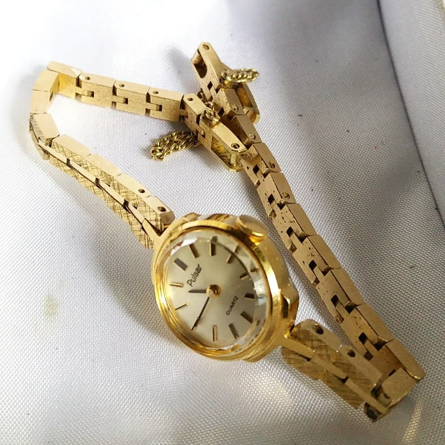 vintage gold pulsar watches