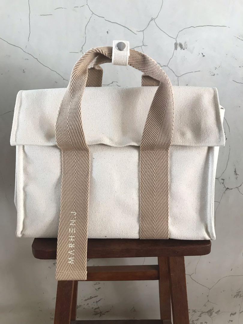 marhen j roy neutral