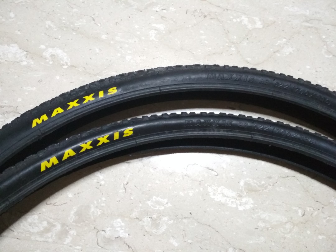 Maxxis Raze 700 x 33c cyclocross tire 