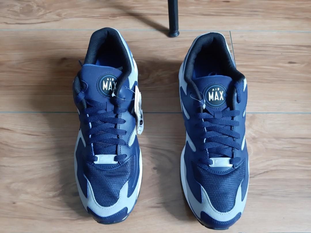 navy and white air max 9