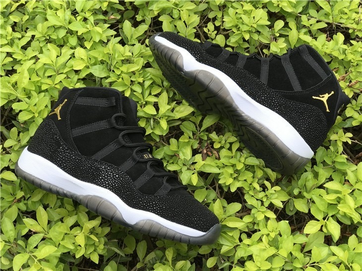 green and gold jordan 11