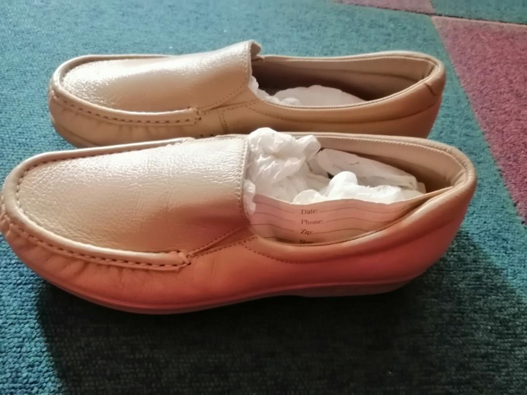 Original Sas Comfort Walking Shoes Women S Fashion Shoes Sneakers On Carousell