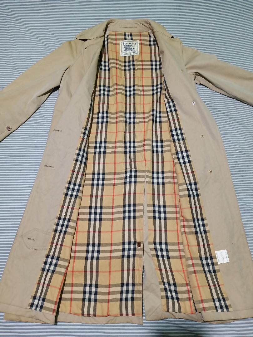 Preloved Authentic Burberry Burberrys Vintage Trench Coat, Men's Fashion,  Coats, Jackets and Outerwear on Carousell