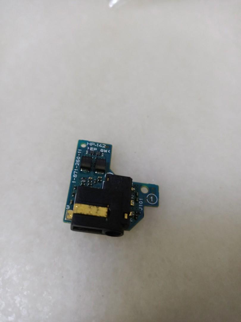 PSP 2000 Headphone jack, Audio, Headphones Headsets on Carousell